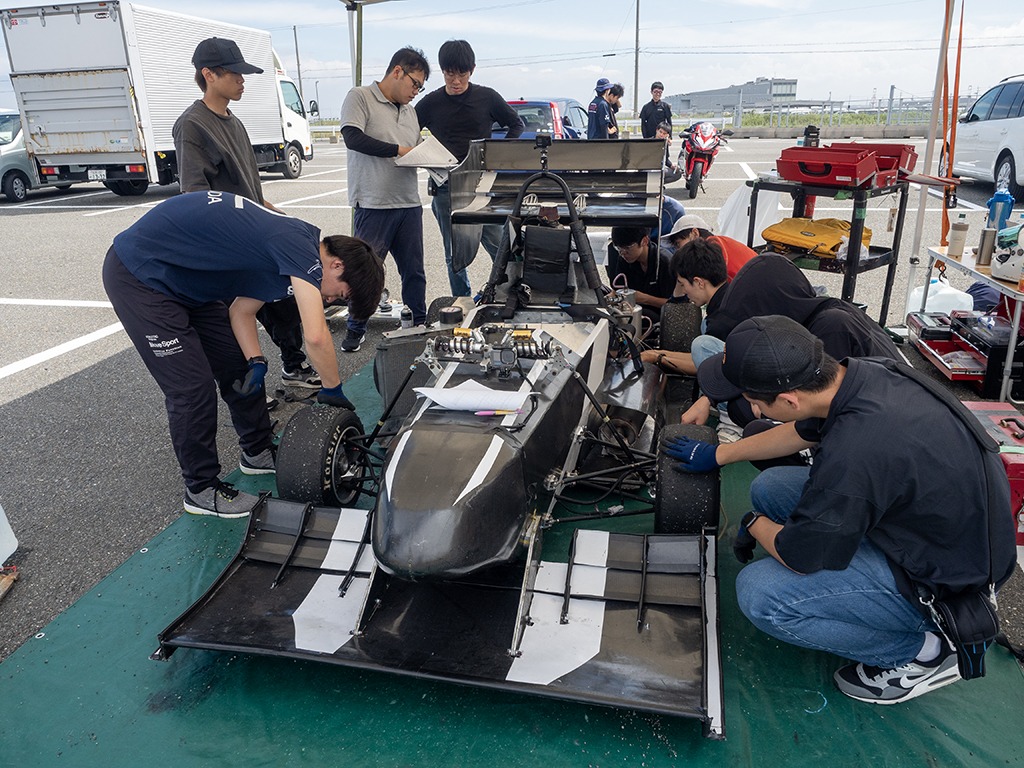 20241003_Formula Student_学生フォーミュラ_大阪大学_愛知スカイエキスポ_02