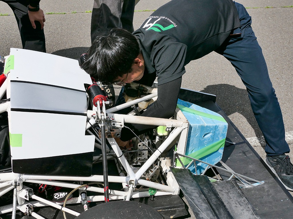 20250831_学生フォーミュラ_北海道大学_いすゞ北海道試験場_09