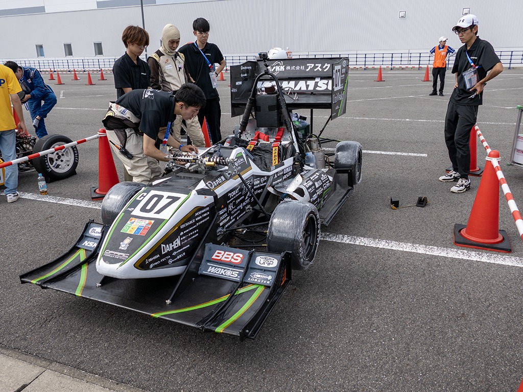 20251016_大阪大学_学生フォーミュラ_02