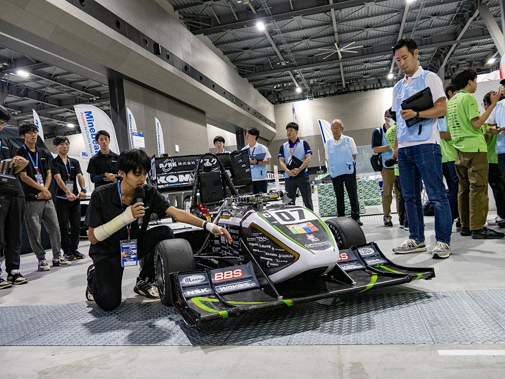 20251016_大阪大学_学生フォーミュラ_06