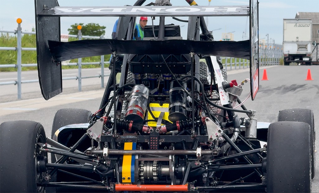 20251018_工学院大学_学生フォーミュラ_04