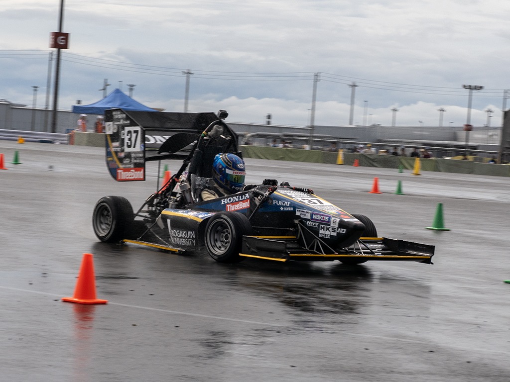 20251018_工学院大学_学生フォーミュラ_05