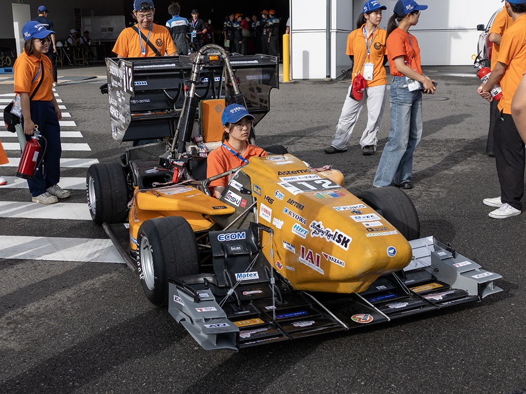 20251018_静岡大学_学生フォーミュラ_02