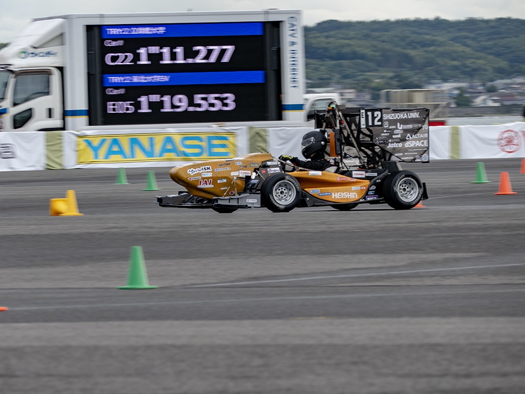 20251018_静岡大学_学生フォーミュラ_04