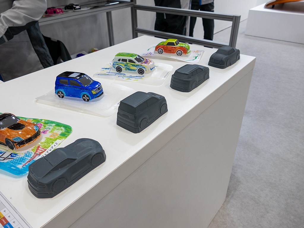 20251112_Out of Kidzania_日産_ラクラ_プレス成型_真空引き_ジャパンモビリティショー_10