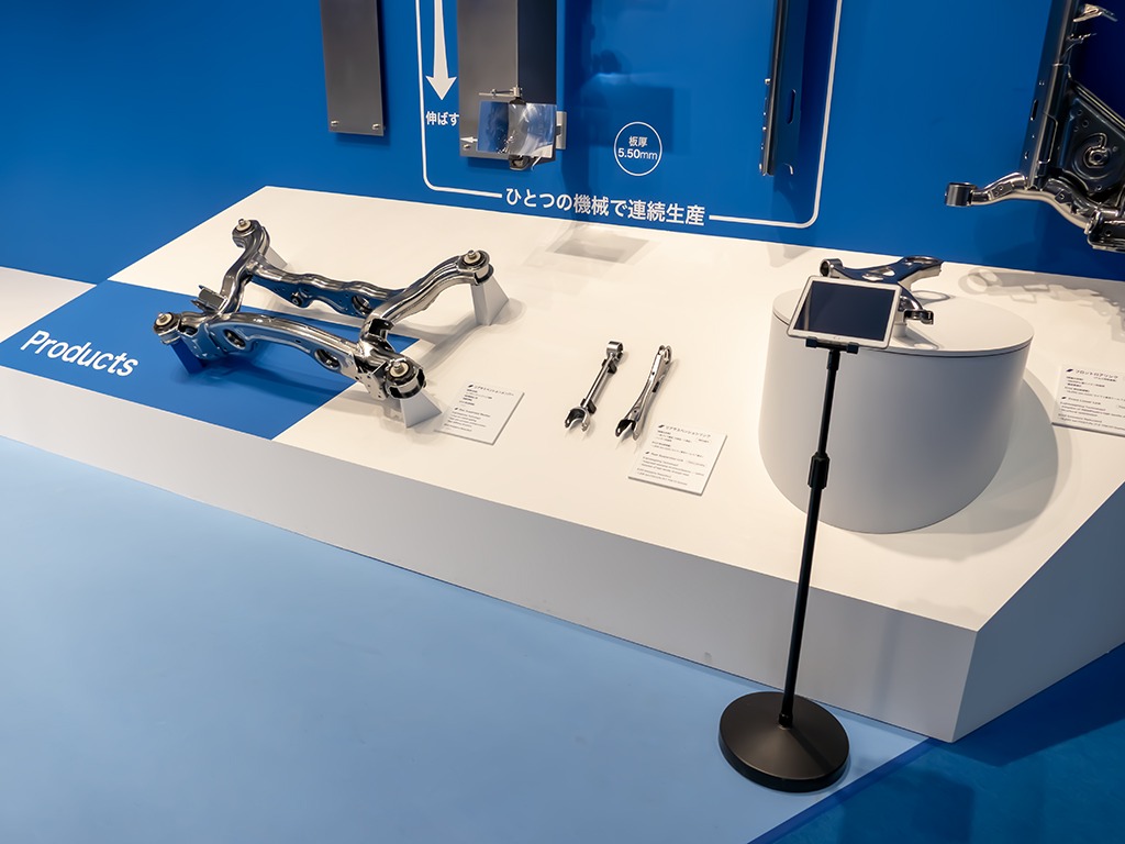 20251117_鋼板_軽量化_ヨロズ_ジャパンモビリティショー_02