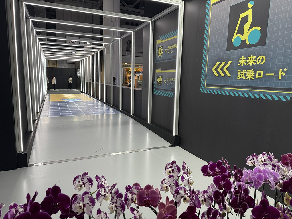 20251120_小型モビリティ_e-sneaker_試乗_ジャパンモビリティショー_04