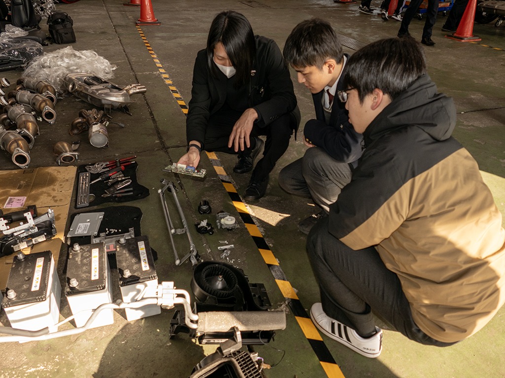 20260131_自動車整備専門学校_MASTeC-kobe_teardown_roadster_08