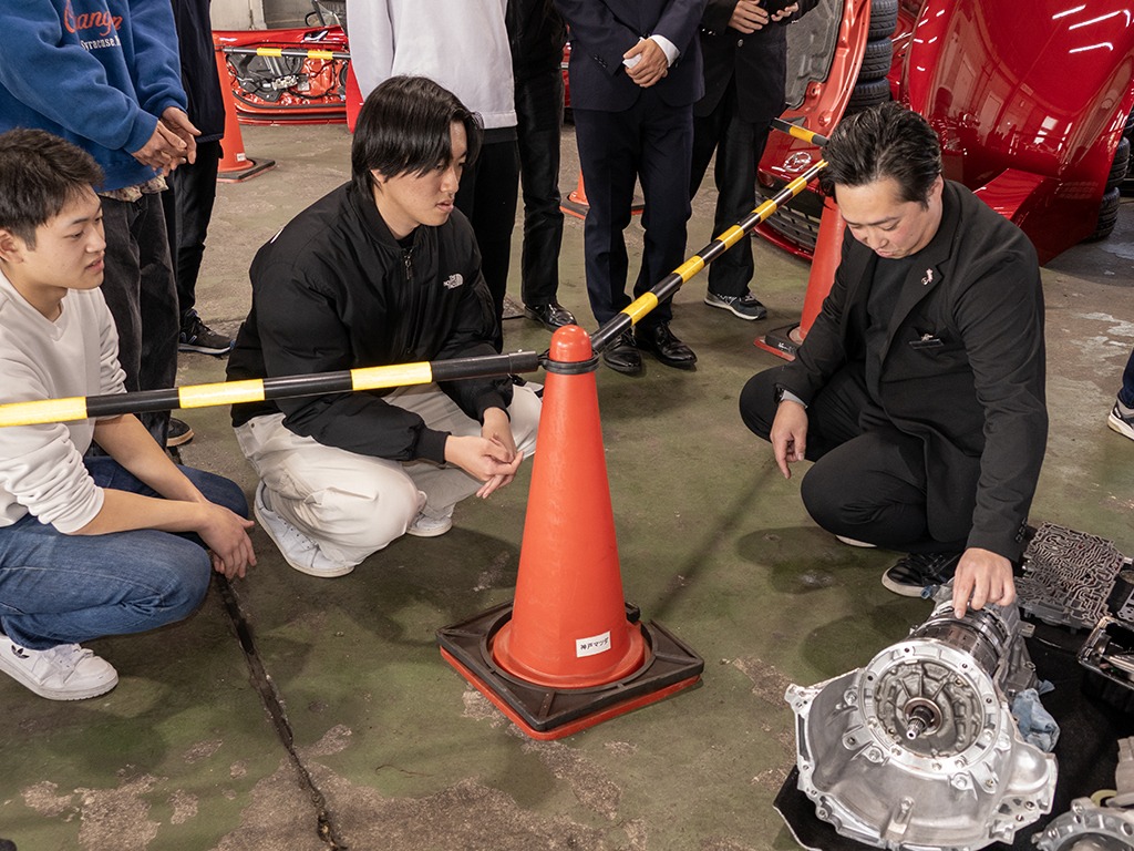 20260131_自動車整備専門学校_MASTeC-kobe_teardown_roadster_14